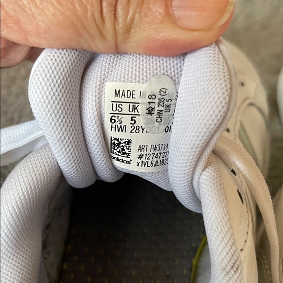 Adidas White Sneakers with Metallic Stripes - Picture 5 of 9